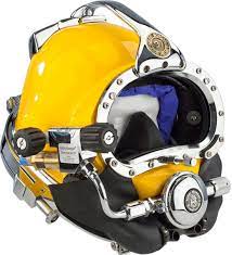 Aropec provides complete product series of diving, surfing, swimming, water sports, and triathlon. Kirby Morgan Km 37 Diving Helmet