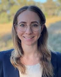 Janet Egan's Instagram, Twitter & Facebook