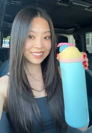 Owala Alpine Angel Capcha