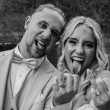 Lisa Mantler zeigt erstmals Hochzeitsfotos mit der „Liebe ihres Lebens“