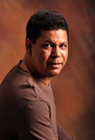 Fernando Cabrera gana el premio de literatura Sahitto 2023