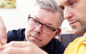 AUS "NEY" WIRD "NEY+UTER"!