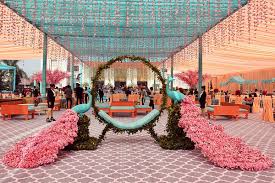 You can go for a royal wedding theme where the bride and groom arrive in an antique car to the sounds of dhol and nagada instead of the dj. Oh So Fancy Peacock Decor Ideas To Prettify Your Wedding Shaadisaga