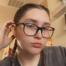 Kaylee Everett (kkde04)