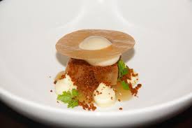 Restaurant Sra Bua By Tim Raue In Berlin Asia Kuche Gourmet Lebensmittel Essen Rezepte