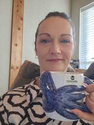 Inheritance from grandma includes cat mug