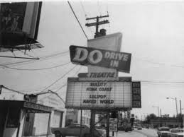 Do Twin Drive In In Metairie Louisiana This Was The Marquee Of The Do Drive In Theatre In Metairie Drive In Theater New Orleans History New Orleans Louisiana
