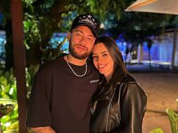 Neymar Jr news: Neymar Jr apologises to pregnant girlfriend Bruna Biancardi  on Instagram after infidelity reports surface - The Economic Times