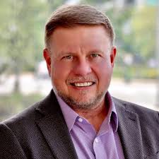 Congratulations to Erick Carreira for becoming the first recipient of the  Voelcker Distinguished Lectureship in Chemistry here at The University of  Texas at San Antonio! He delivered two outstanding…