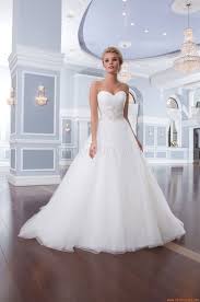 Produktinformationen • über schultergurte • sweetheart ausschnitt (hat transparenten mittelteil auf mieder des kleides). Wedding Dresses Lillian West 6303 2014 Kleider Hochzeit Ballkleid Hochzeit Hochzeitskleid