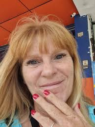 Is it trustworthy to get eyelashes done in Bali?