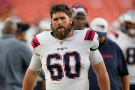 Key Patriots starter leaves game with injury after 1 drive - masslive.com