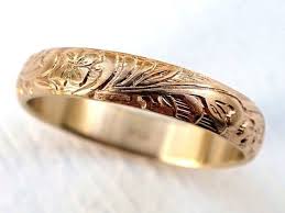 Pagan Wedding Band Women Medieval Wedding Ring Gold Flower Etsy Medieval Wedding Ring Gold Wedding Band Wedding Rings