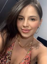 Feliz dia de hoje, sexta-feira iluminada e abençoada para vocês. 🖤✨