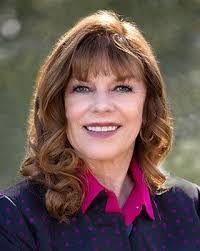 Debbie Reed's Instagram, Twitter & Facebook