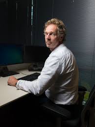 'wintertijd is niet zozeer een boosdoener, zomertijd is wel een weldoener', zegt henk stipdonk, onderzoeksmanager bij swov. Wat Moet Het Worden Zomertijd Of Wintertijd De Volkskrant