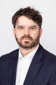 Shannon Earls's Instagram, Twitter & Facebook