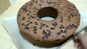 8 kuning telur 3 putih telur 100 gram gula pasir. Bolu Coklat Choco Chip Telur 8 Ukuran Loyang 28 Dm Harga Jual 60 Rb 80 Rb Super Lembut Youtube