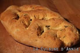 Fougasse Aux Olives Recette En 2020 Fougasse Aux Olives Fougasse Recette
