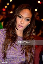 Joan Moss's Instagram, Twitter & Facebook