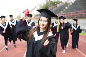 صور عبايات تخرج 2019 اجمل ارواب حفل التخرج graduation gown vintage logo design happy graduation