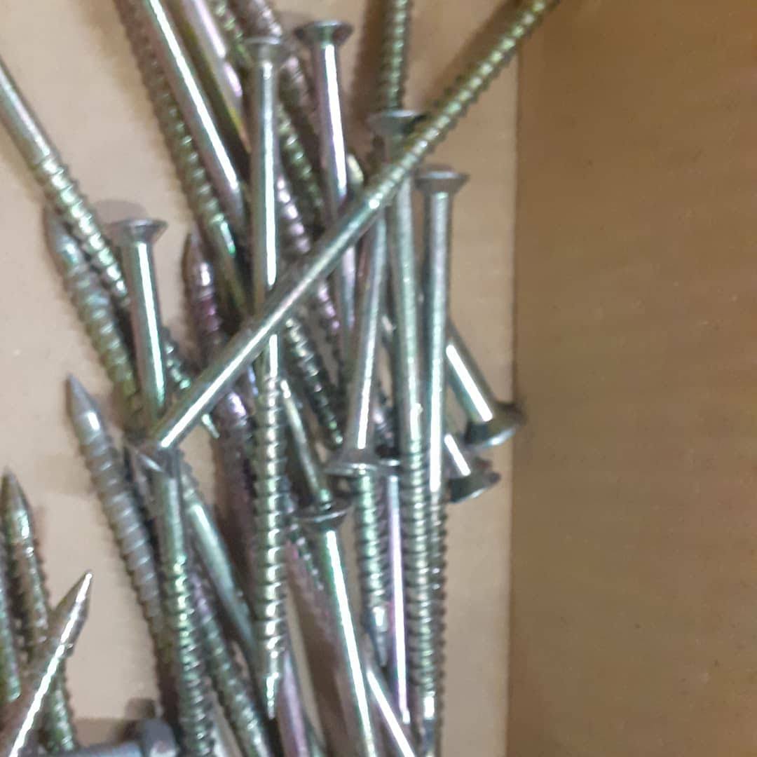 iron screws product image