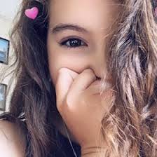 Millie Newman (milkonew)