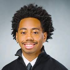 Hey everybody, I'm super excited to share that I will be interning at USA  Today over the summer after being accepted into the Sports Journalism  Institute's 30th Class. I am beyond thankful