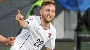 Cele mai bune panouri ale utilizatorului andrada hanca. Fussball Drei Fcl Spieler Mit Nati Highlights