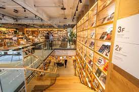 茑屋书店台中市政店 room divider home decor decor