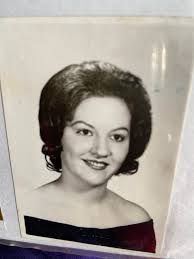 Aunt Patty and Mariam top two pictures Aunt Helen and Spence Coffey in a  few🎉🎉🎉🌼