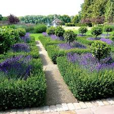 Large Gardens Estates Jo Alderson Phillips Parterre Garden Formal Garden Design Beautiful Gardens