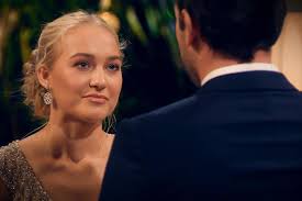 Der Bachelor: Svenja fühlt sich von Daniel Völz "verarscht"