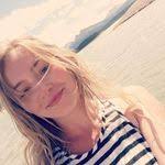 Terra Robertson's Instagram, Twitter & Facebook