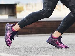 Under armour makes you better. Damenschuhe Stiefel Und Turnschuhe Under Armour De