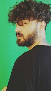 Sehinsah Sarkicilar Rap Muzik Kaykayci Kiz Kiyafetleri