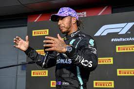 Max verstappen has accused lewis hamilton of being disrespectful and unsportsmanlike following their collision in the british grand prix . Wurcf1t1fami7m