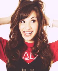 The now superstars first met on the set of the hit kids programme back in 2002. Demi S Old Rocker Style When She Was 15 I Can T Believe This Little Girl Is 22 Happy Birthday Demetria De Demi Lovato Pictures Demi Lovato Young Demi Lovato