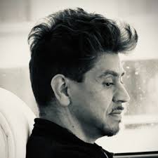 Adam Marez's Instagram, Twitter & Facebook