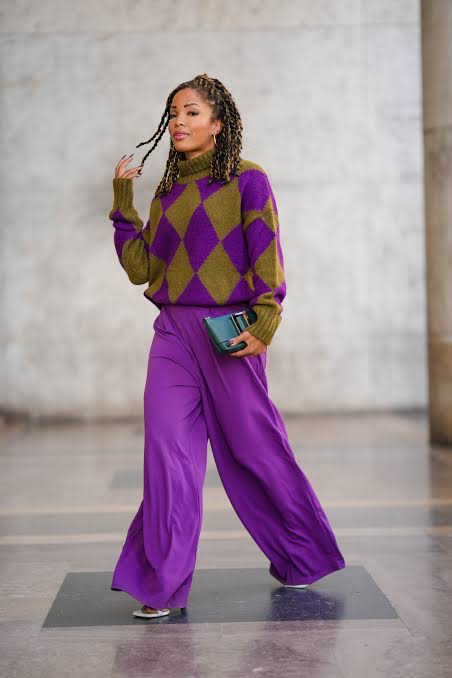How to Style an Oversized Sweater: Outfit Inspiration | Marie Claire