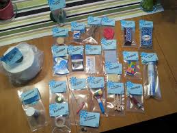 Viele Kleine Nette Geschenke Zum Geburtstag In Die Tablettendose Notfallration Geschenk Beste Freundin Kleine Geschenke Freundin Geschenke Zum Geburtstag