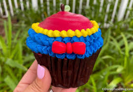 Rd.com knowledge facts there's a lot to love about halloween—halloween party games, the best halloween movies, dressing. Review If You Love Apple Pie We Ve Got Big Disney World Cupcake News For You The Disney Food Blog