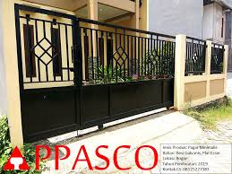 35 model pagar rumah minimalis sederhana dan elegan 7 13 2021 pilih pagar rumah minimalis untuk model rumah minimalis. Pagar Besi Plat Esser Minimalis Di Bogor Pagar Minimalis Appasco Indonesia