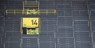 Lucien favre's side ran out convincing winners on the bundesliga's return, moving one point behind bayern munich at the top of the table. No Yellow Wall Losing Leverkusen The Best Photos From Tuesday S Bundesliga Action Stad Al Doha