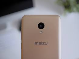 Zestaw na bogato: smartfon Meizu M8C + ...