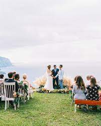 One Couple S Intimate Cliffside Wedding In Hawaii Hawaii Wedding Couples Intimate Wedding Beach Ceremony