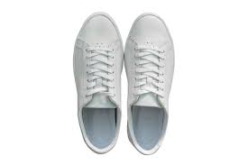 While leather is known for its polished look and for being a durable material for shoes, particularly dress shoes, leather isn't completely invincible. Scuff Marks On White Leather Shoes Thriftyfun