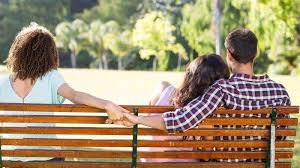 Kumpulan cerpen cinta segitiga terbaru hasil karya para sahabat cerpenmu, puluhan ribu cerita genggaman tangan itu menciptakan sebuah kehangatan yang sulit untuk diartikan. 5 Zodiak Yang Sering Terlibat Cinta Segitiga Gemini Terlalu Mudah Bergaul Libra Cepat Bosan Tribunnews Com Mobile