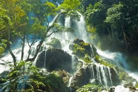 Monny Reggae Sumba Daya Tarik Wisata Alam Sumba Air Terjun Lapopu Indonesia Alam Paradise