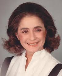 Wanda Helm's Instagram, Twitter & Facebook